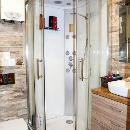 Kazimiery Illakowiczowny 20, * Katowice